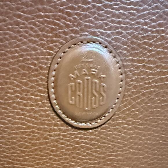 MARK CROSS LEATHER BRIEFCASE
W/ Shoulder Strap - Picture 2 of 11